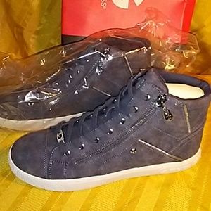 Guess Sneakers with false zippers